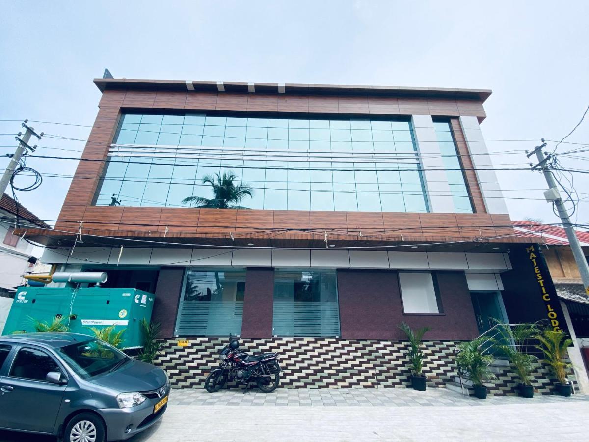 Majestic Inn Thiruvananthapuram Exteriér fotografie