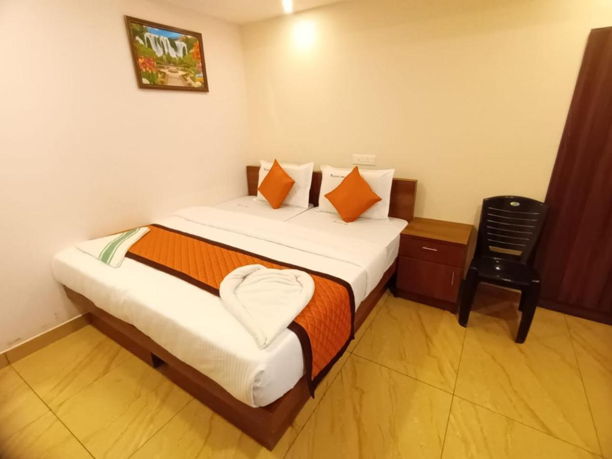 Majestic Inn Thiruvananthapuram Exteriér fotografie